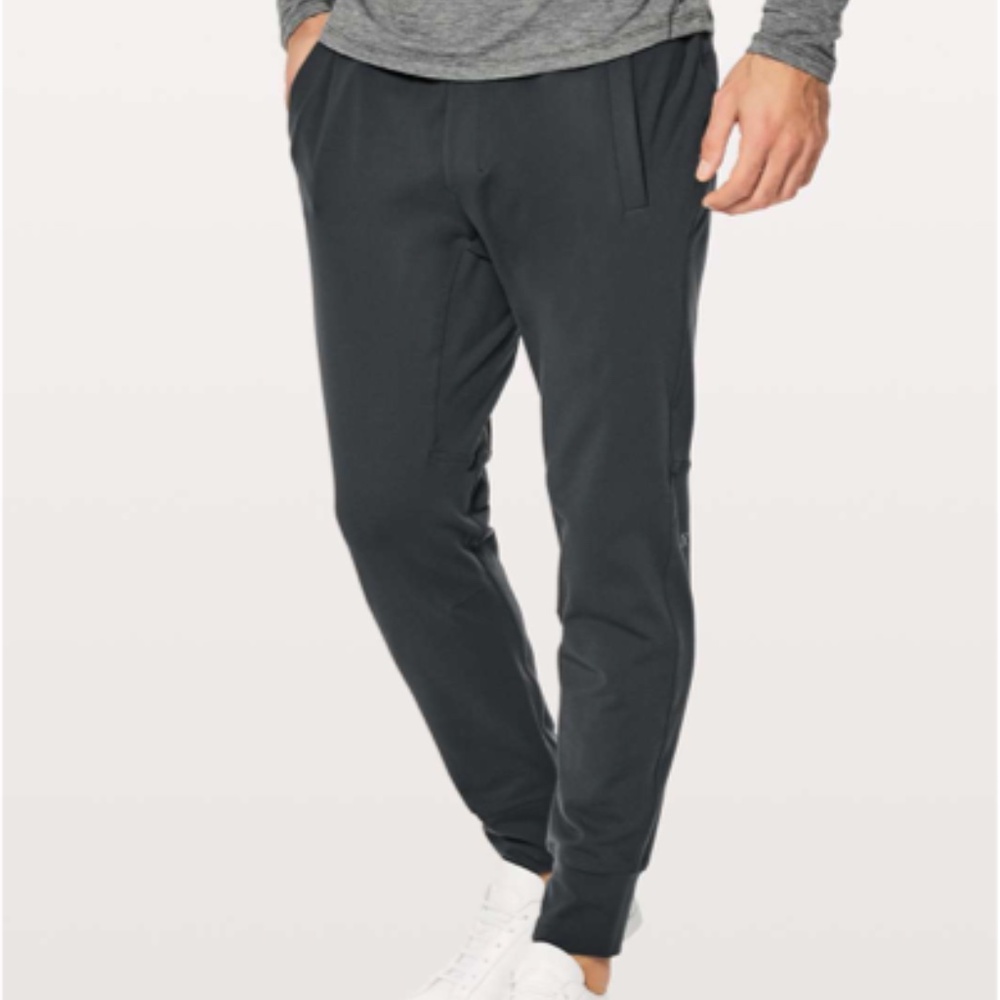 Lululemon Mens Heathered Grey/Black Colour Intent Jogger Sz. Medium